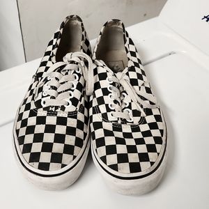 Checkered Vans off the wall Men sz 7 , Women sz 8.5